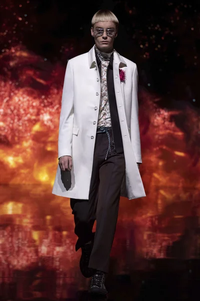 Look 41